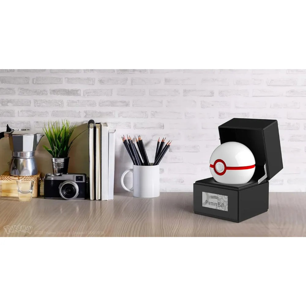 The Wand Company | Pokémon - Premier Ball | Replica